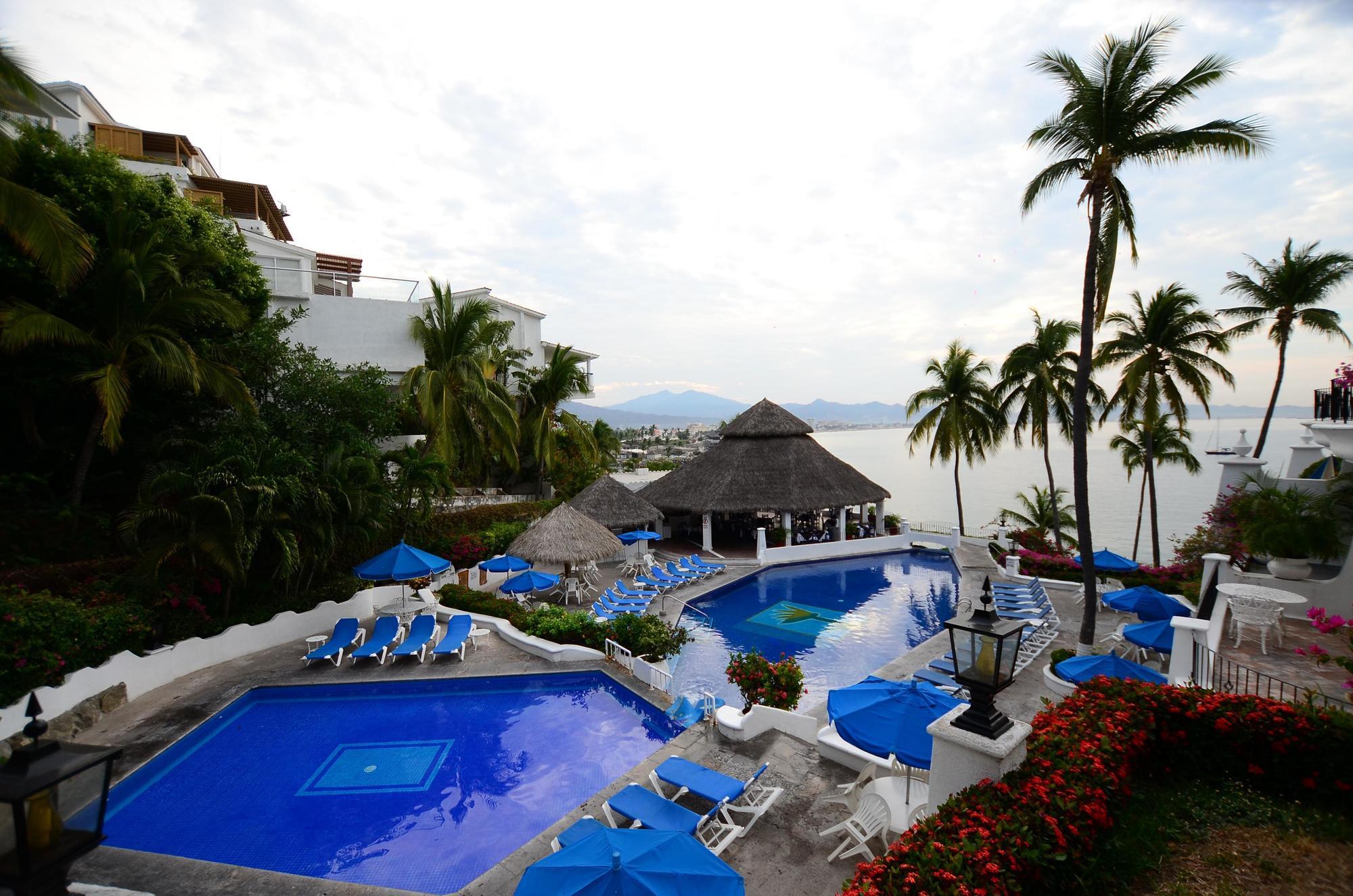 מנסניו Dolphin Cove Inn מראה חיצוני תמונה